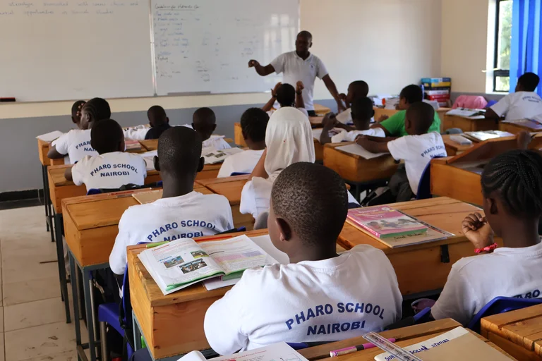 Pupils Learning a CBC approved curiculum.JPG Nairobi classroom